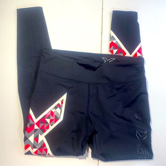 2XU Black With Hot Pink White & Gray Logo Woman’s Activewear Leggings Size L - Picture 1 of 12
